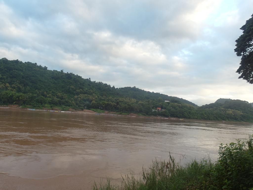 Mekong Sunset View Hotel Луанг Прабанг Екстериор снимка