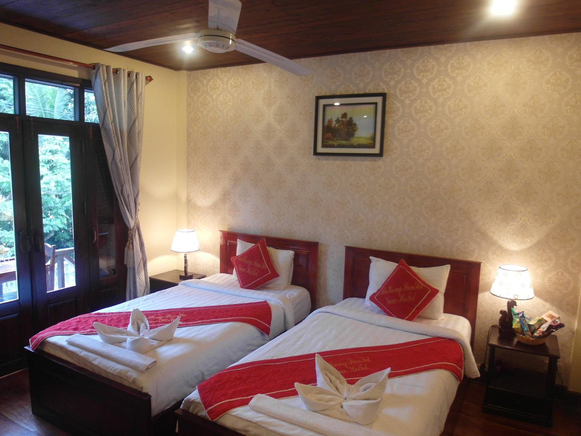 Mekong Sunset View Hotel Луанг Прабанг Екстериор снимка