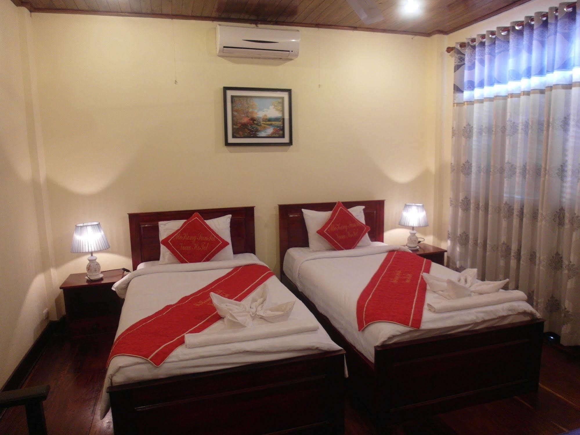 Mekong Sunset View Hotel Луанг Прабанг Екстериор снимка