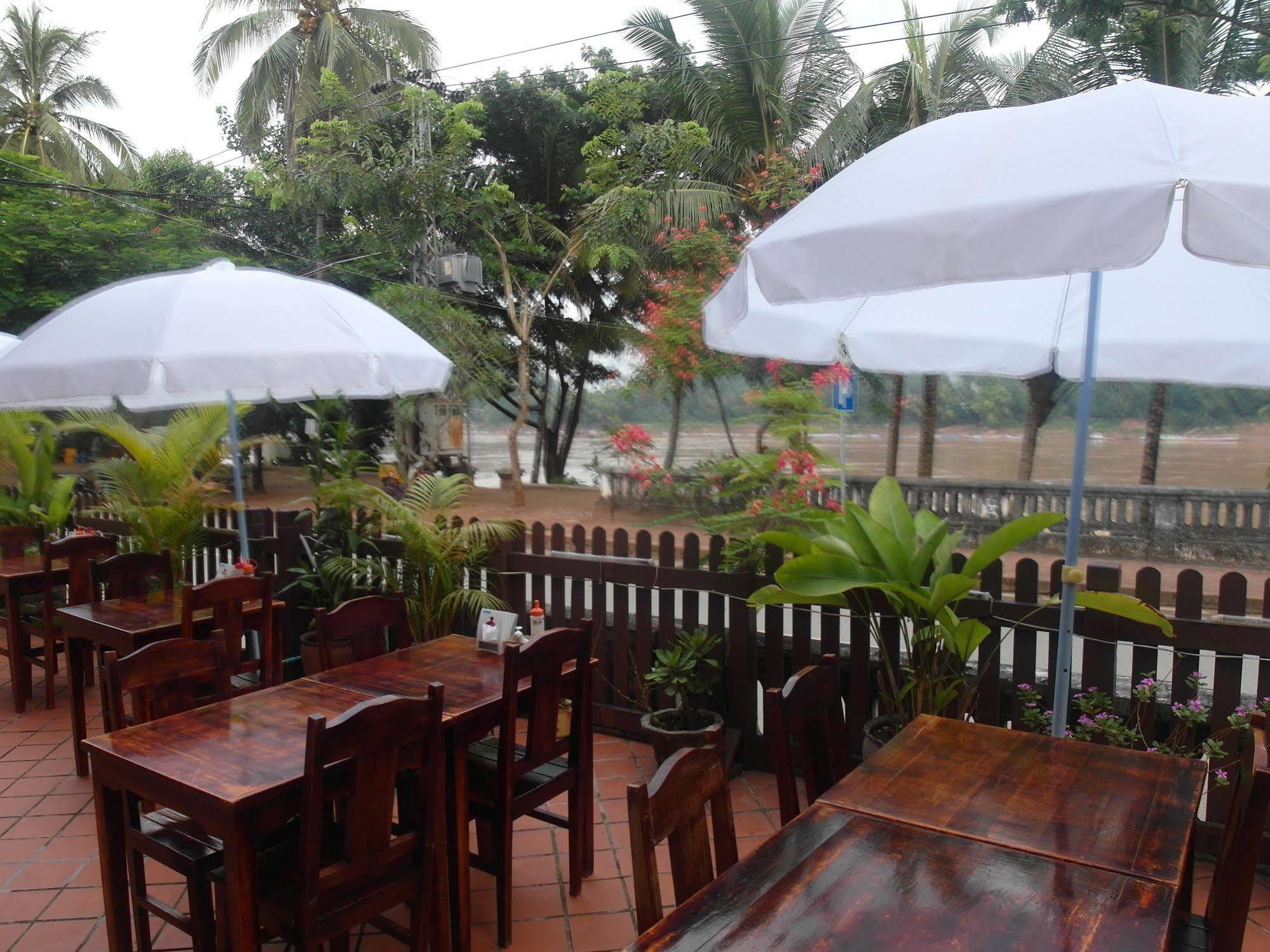 Mekong Sunset View Hotel Луанг Прабанг Екстериор снимка